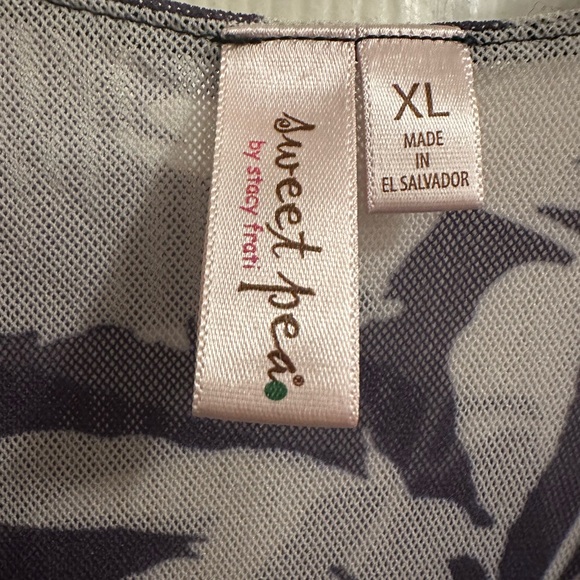 Sweet pea by Stacy Frati, Size XL , Gray/Black - Picture 2 of 3